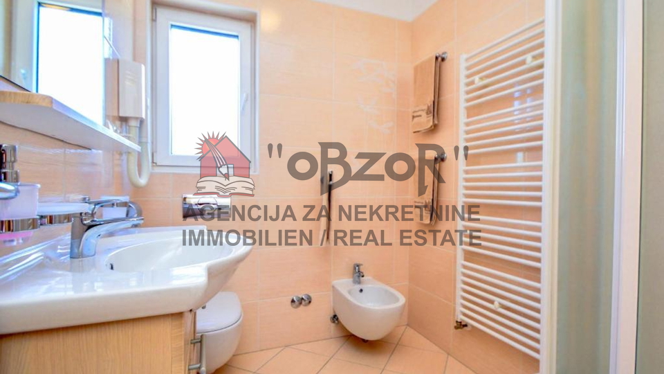 House, 488 m2, For Sale, Tisno - Betina