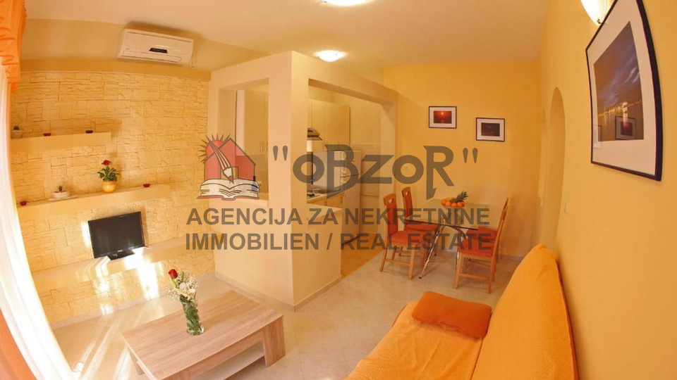SUKOŠAN-Apartmanska kuća sa 7 apartmana