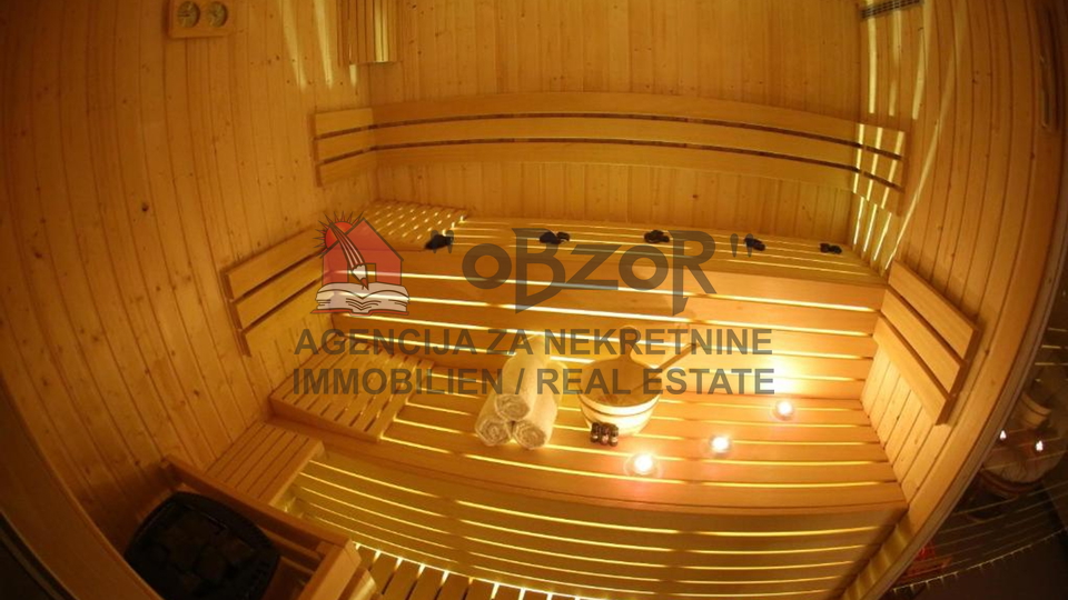 SUKOŠAN-Apartmanska kuća sa 7 apartmana