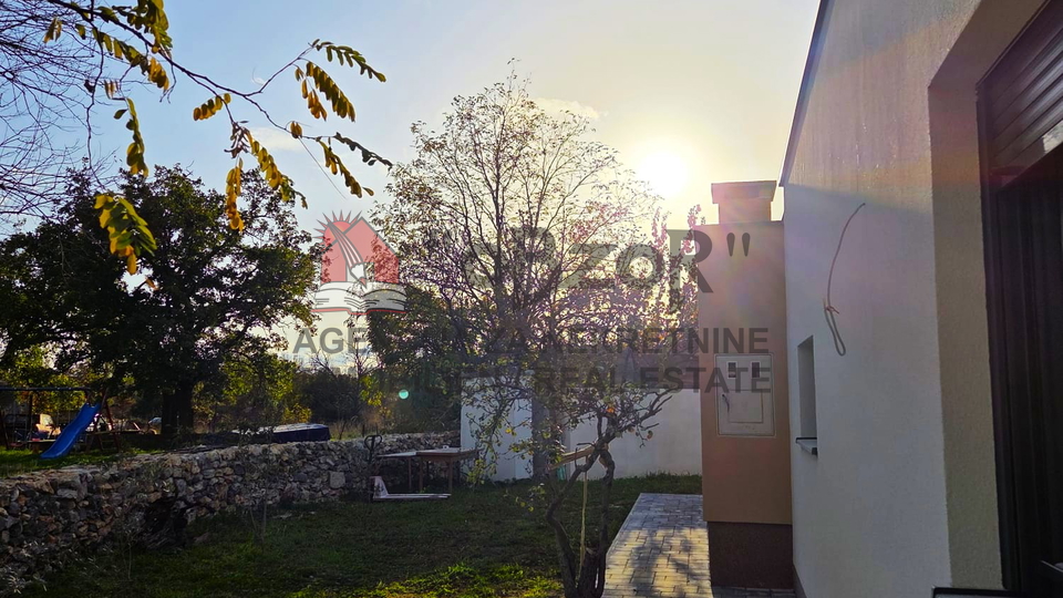 Hi&scaron;a&comma; 100 m2&comma; Prodaja&comma; Poli&ccaron;nik - Bri&scaron;evo