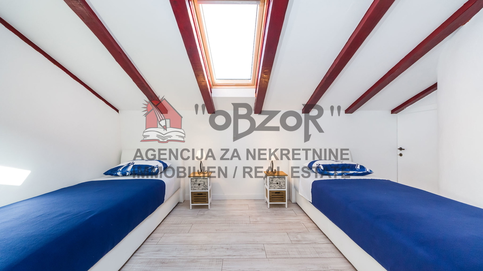 Casa, 400 m2, Vendita, Zadar - Višnjik