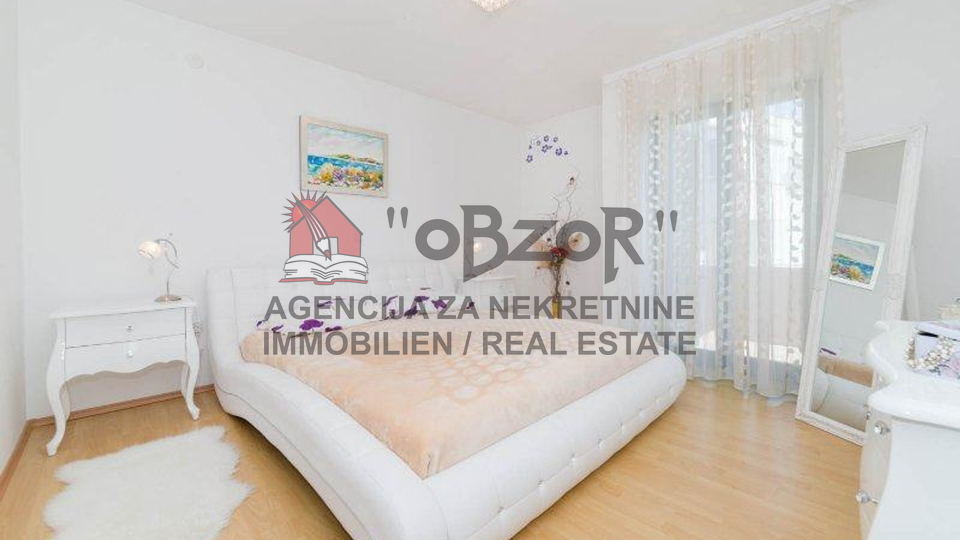 Casa, 400 m2, Vendita, Zadar - Višnjik