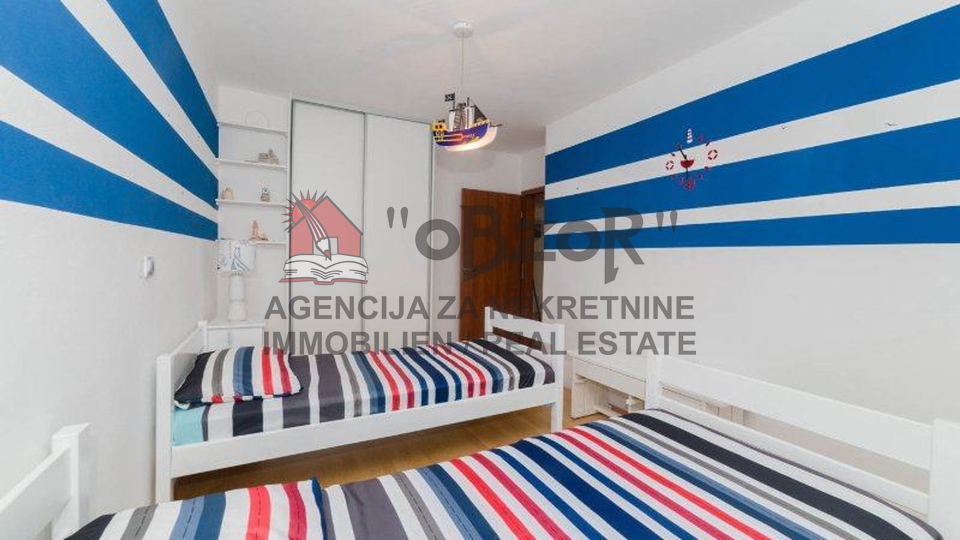 Casa, 400 m2, Vendita, Zadar - Višnjik