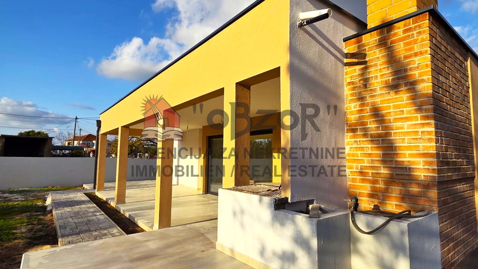 Hi&scaron;a&comma; 100 m2&comma; Prodaja&comma; Poli&ccaron;nik - Bri&scaron;evo