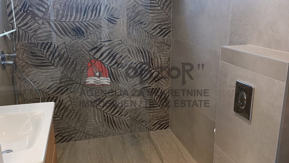 Appartamento, 117 m2, Vendita, Povljana