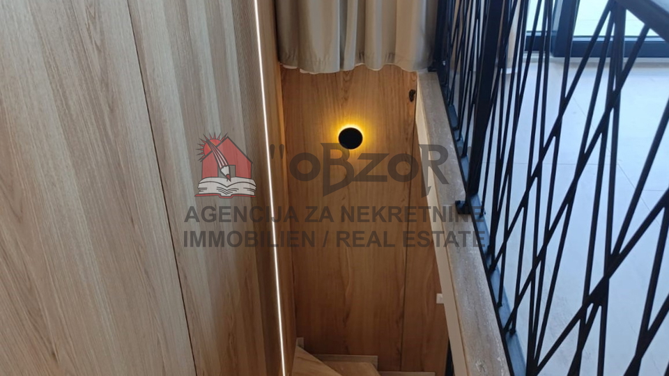 Appartamento, 117 m2, Vendita, Povljana
