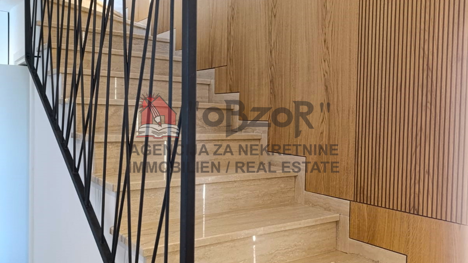 Appartamento, 117 m2, Vendita, Povljana