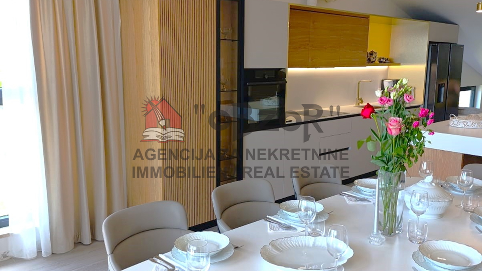Appartamento, 117 m2, Vendita, Povljana