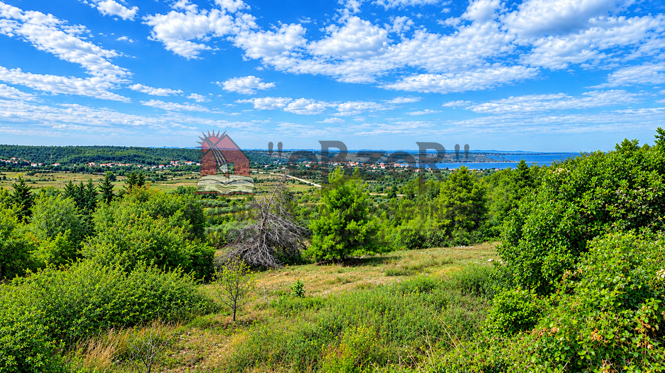 Ra&zcaron;anac-PODVR&Scaron;JE&period; Building land 1415 m2