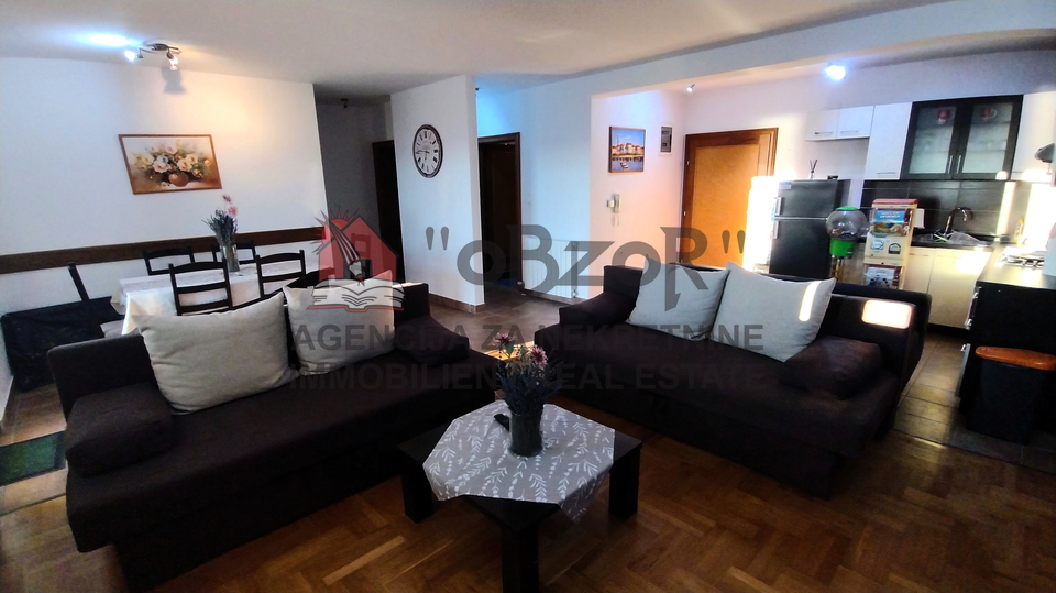 Sukošan - dvosoban apartman s garažom