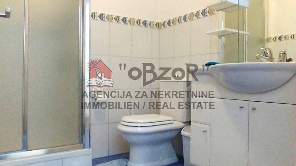 Sukošan - dvosoban apartman s garažom