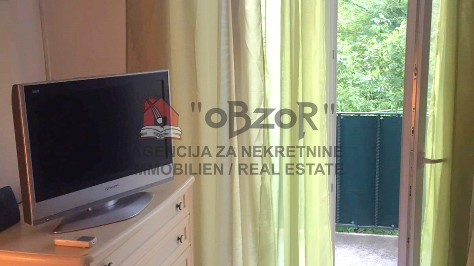 Wohnung, 32 m2, Vermietung, Zadar - Poluotok (centar)