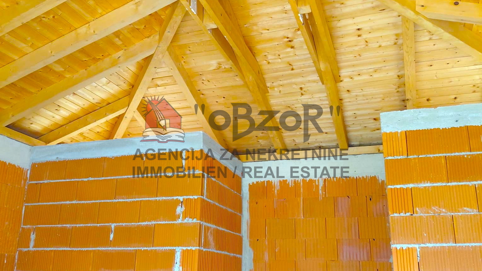 House&comma; 204 m2&comma; For Sale&comma; Poli&ccaron;nik