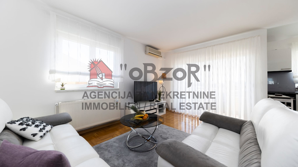 Zadar-VI&Scaron;NJIK&comma; two-level three-room apartment 77&period;21 m2