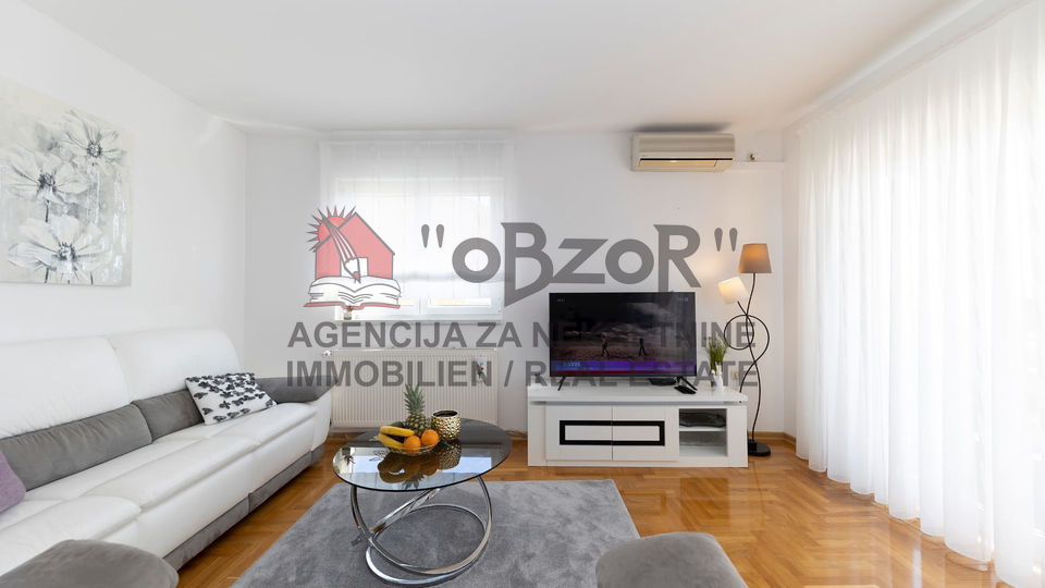 Zadar-VI&Scaron;NJIK&comma; two-level three-room apartment 77&period;21 m2