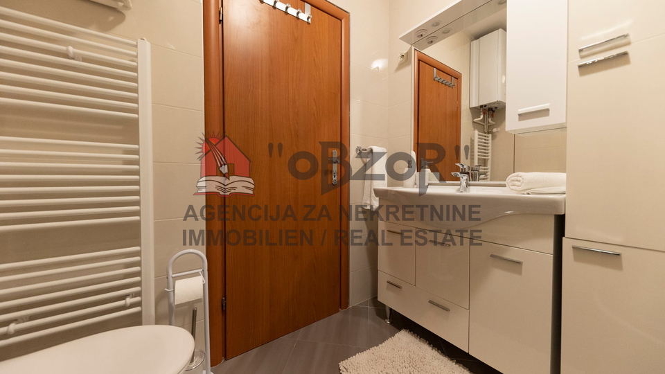 Zadar-VI&Scaron;NJIK&comma; two-level three-room apartment 77&period;21 m2