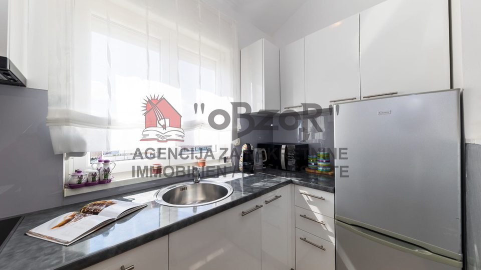 Zadar-VI&Scaron;NJIK&comma; two-level three-room apartment 77&period;21 m2
