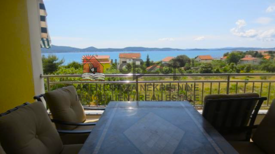 Sukošan - dvosoban apartman s garažom