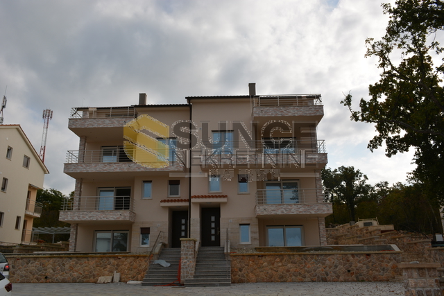 ISLAND OF KRK, NJIVICE, NEW APARTMENT WITH GARDEN AND BEAUTIFUL SEA VIEW!