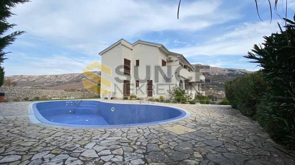 Baška - surroundings, detached house with 5 apartments and a view!