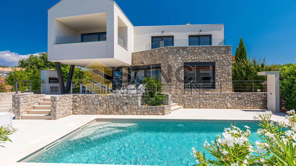 Brzac&comma; &Scaron;otovento&comma; otok Krk &ndash; luksuzna vila s bazenom i pogledom na more
