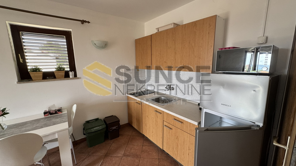 Grad Krk - Dražice, möblierte Wohnung in Meeresnähe