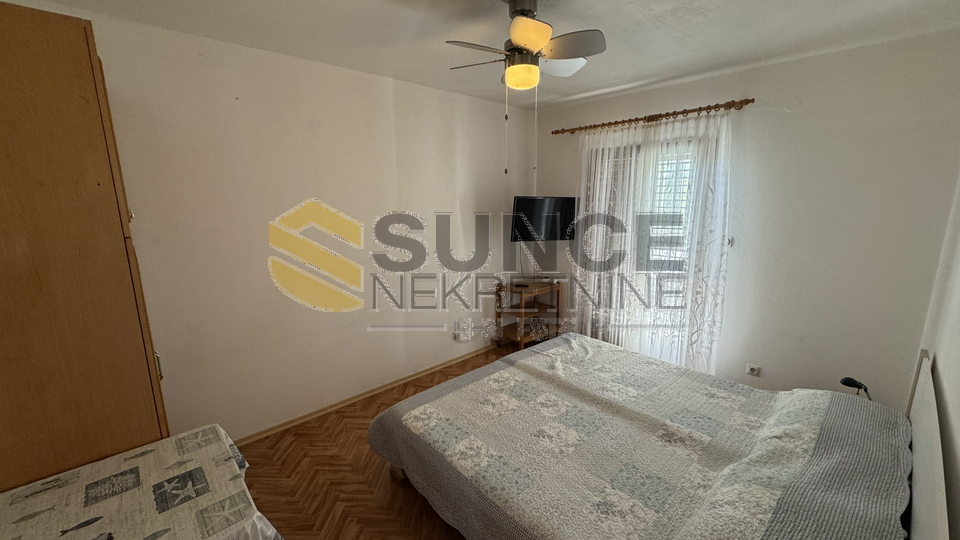 Šilo detached house with four apartments!