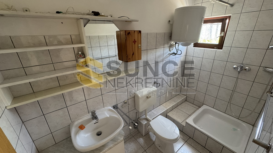 Šilo detached house with four apartments!