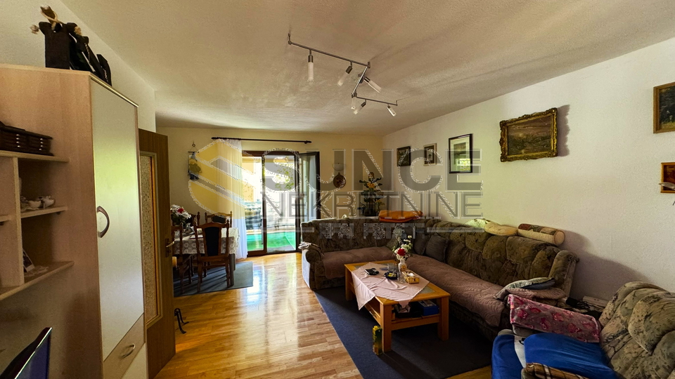 Šilo detached house with four apartments!