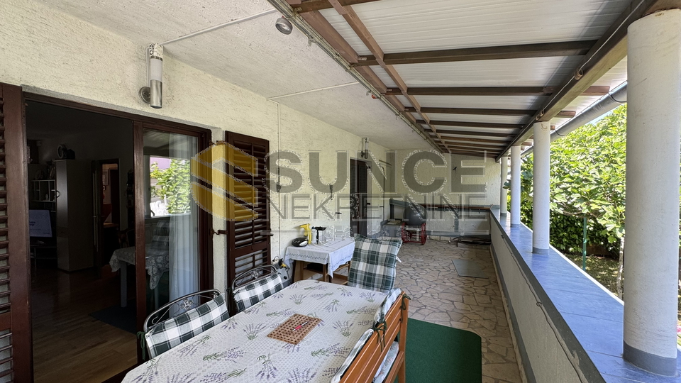 Šilo detached house with four apartments!