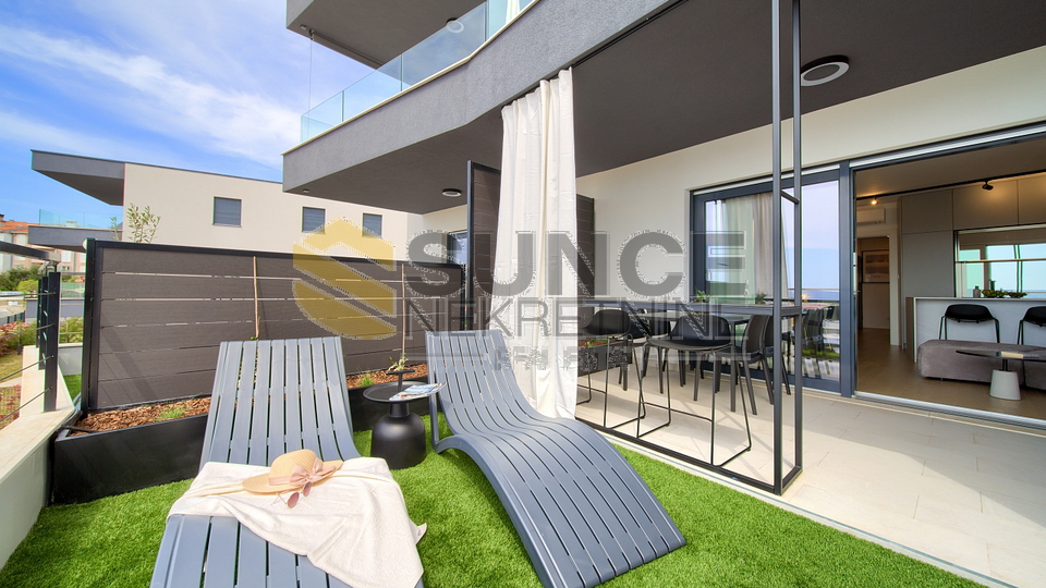 Grad Krk namješten apartman u prizemlju od 73m2!
