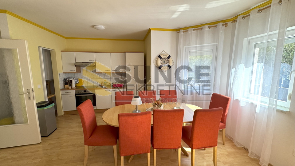 City of Krk detached house with two separate apartments and a sea view!