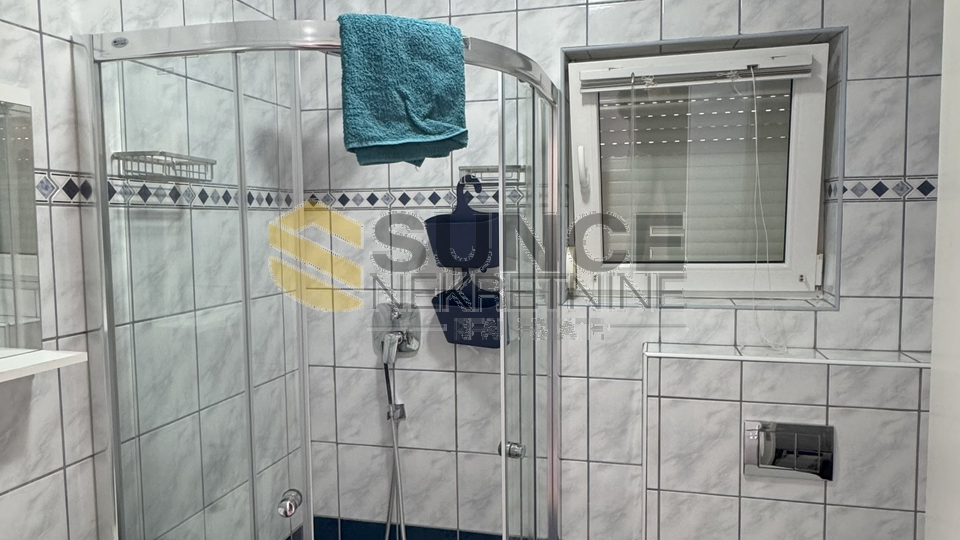 City of Krk detached house with two separate apartments and a sea view!