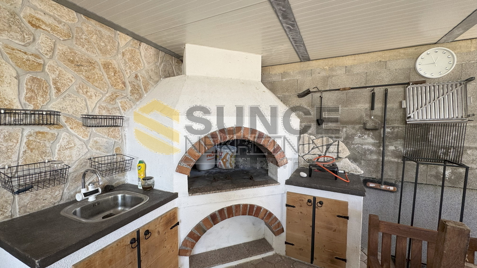 City of Krk detached house with two separate apartments and a sea view!