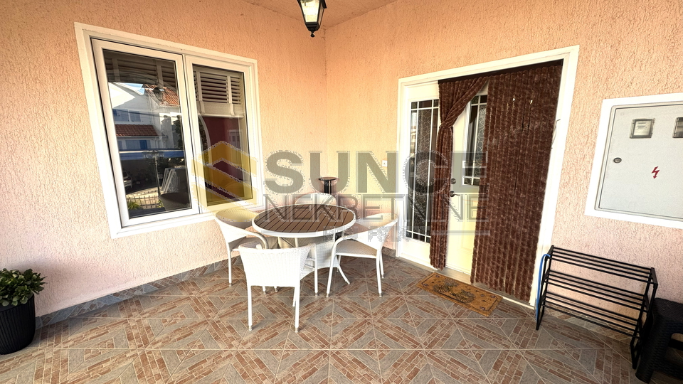 Malinska – Semi-detached house 300 m², 600 m from the sea