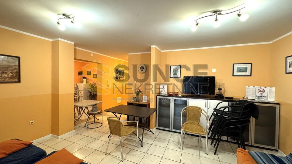 Appartamento ben arredato al piano terra a Ba&scaron;ka&comma; vicino al mare&excl;