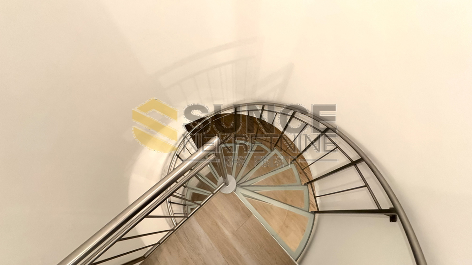 Malinska&comma; dvoeta&zcaron;ni apartman od 88 m2 na odli&ccaron;noj poziciji&excl;