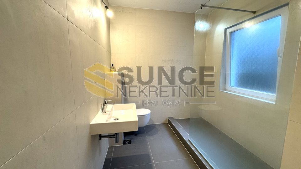 Malinska&comma; dvoeta&zcaron;ni apartman od 88 m2 na odli&ccaron;noj poziciji&excl;