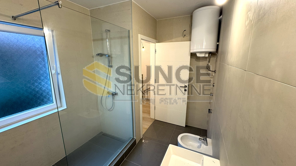 Malinska&comma; dvoeta&zcaron;ni apartman od 88 m2 na odli&ccaron;noj poziciji&excl;