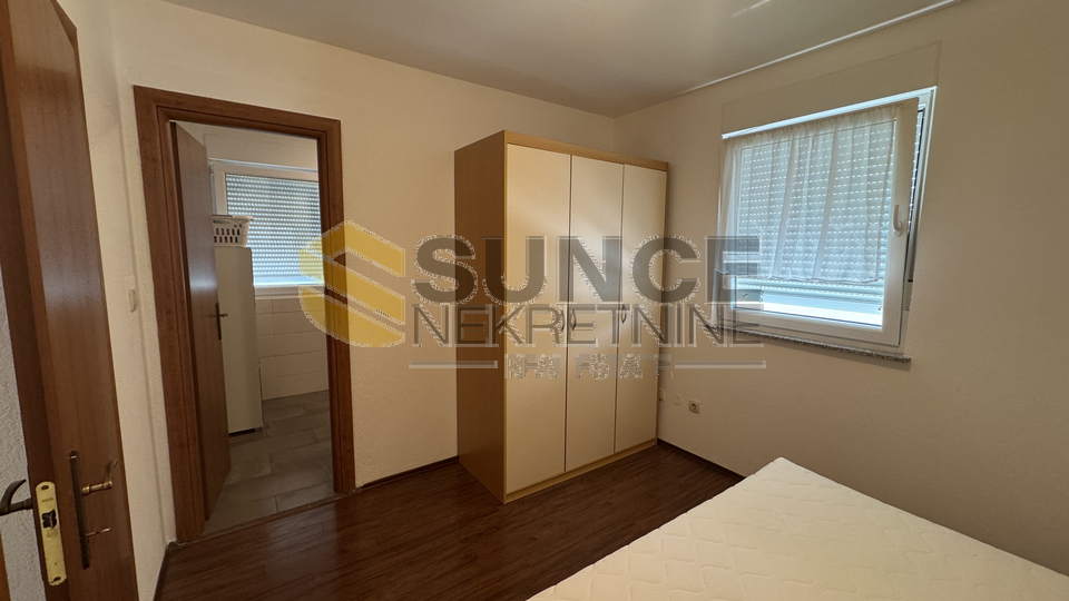 Pinezi&cacute;i &ndash; Wohnung mit Studio und Gemeinschaftspool