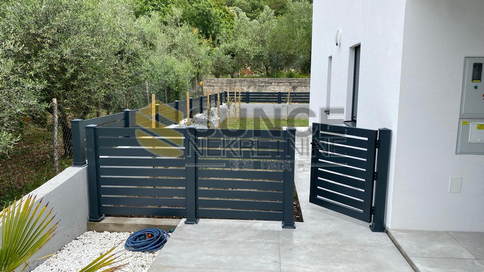 BAŠKA, Umgebung, neue Wohnung von 62 m2 im ersten Stock des Gebäudes!