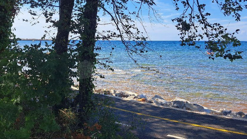 UMAG - BAUGRUNDST&Uuml;CK - DIREKT AM MEER