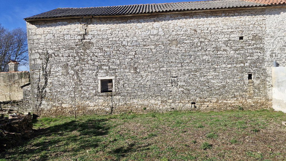 UMAG-STARA KAMNITA HI&Scaron;A IZ ISTRE-TRADICIJA-&Ccaron;AR-NALO&Zcaron;BA