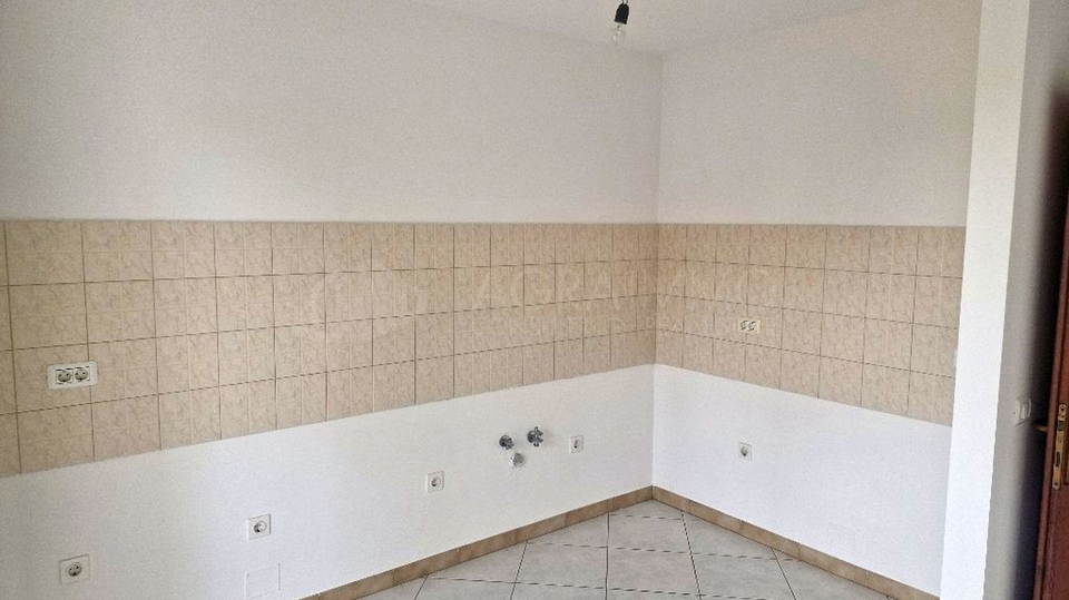 SAVUDRIJA &ndash; BA&Scaron;ANIJA -&nbsp;SPACIOUS APARTMENT IN PRIME LOCATION &ndash; IDEAL FOR LIVING OR HOLIDAYS