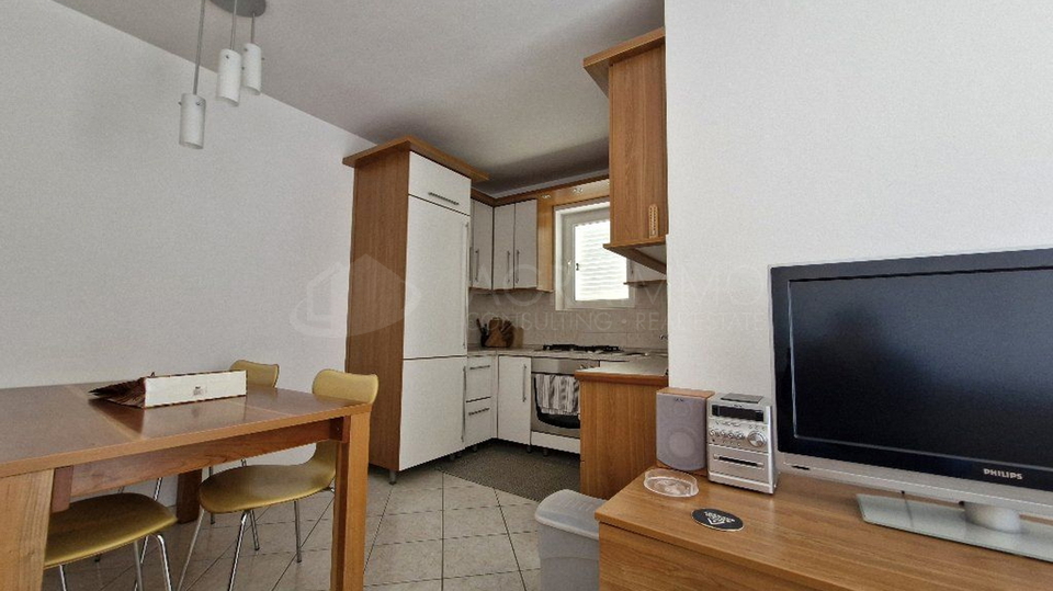 UMAG-ZAMBRATIJA - GERÄUMIGE UND ATTRAKTIVE WOHNUNG AN EINEM IDEALEN STANDORT MIT MEERBLICK