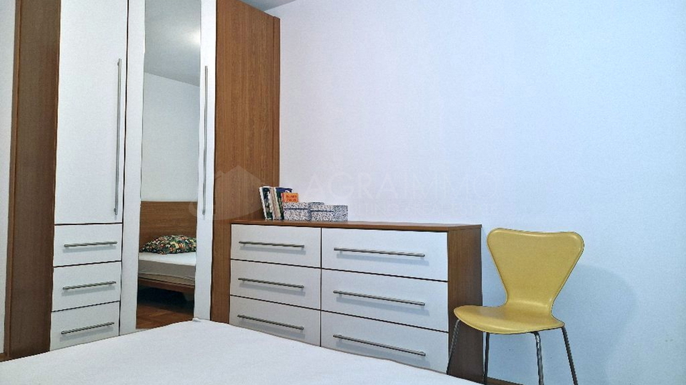 UMAG-ZAMBRATIJA - GERÄUMIGE UND ATTRAKTIVE WOHNUNG AN EINEM IDEALEN STANDORT MIT MEERBLICK