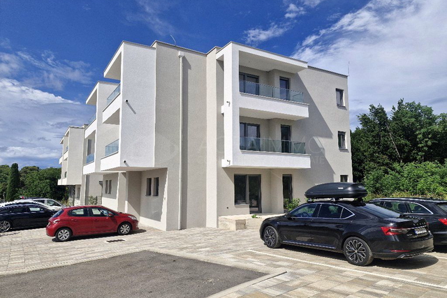 SAVUDRIJA – NEUBAUWOHNUNG 72 m² – NUR 250 M VOM MEER ENTFERNT