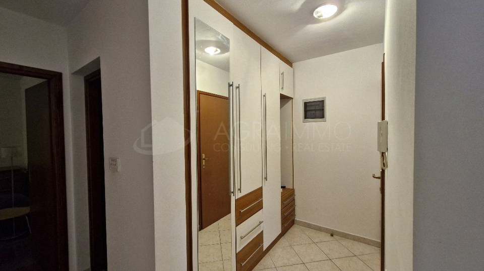 UMAG-ZAMBRATIJA - GERÄUMIGE UND ATTRAKTIVE WOHNUNG AN EINEM IDEALEN STANDORT MIT MEERBLICK