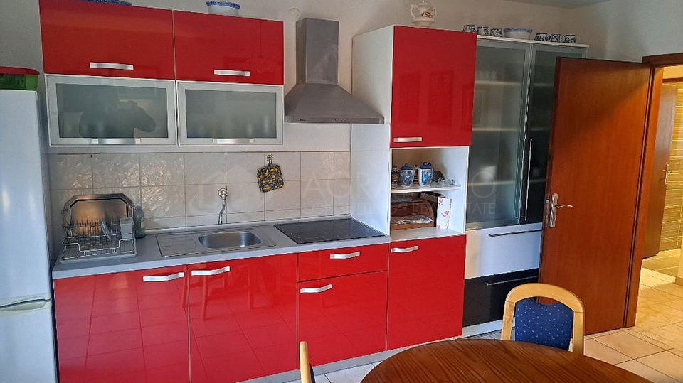 UMAG-LOVRE&Ccaron;ICA - ATRAKTIVNO STANOVANJE NA IDEALNI LOKACIJI BLIZU MORJA