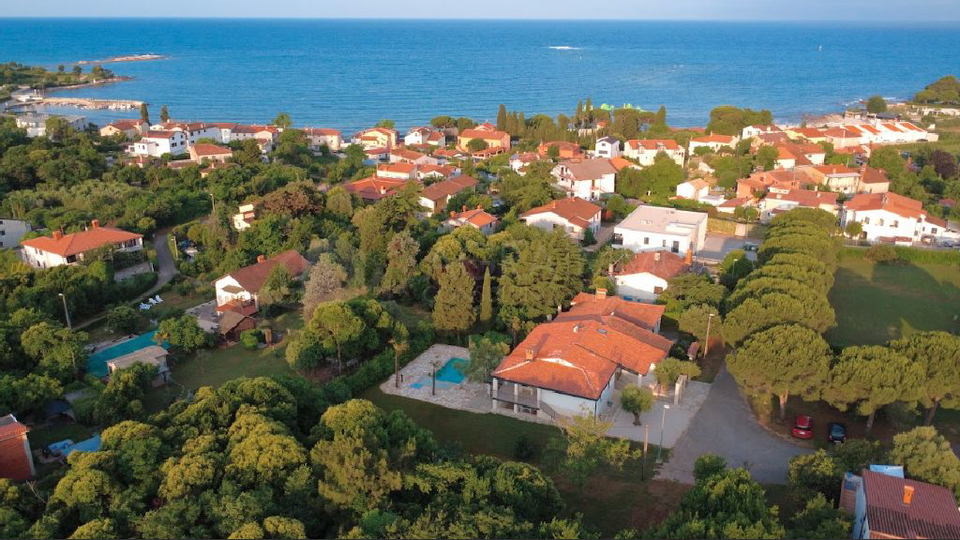 UMAG – ZAMBRATIJA – MEDITERRANE VILLA MIT POOL, RUHEOASE NUR 300 M VOM MEER